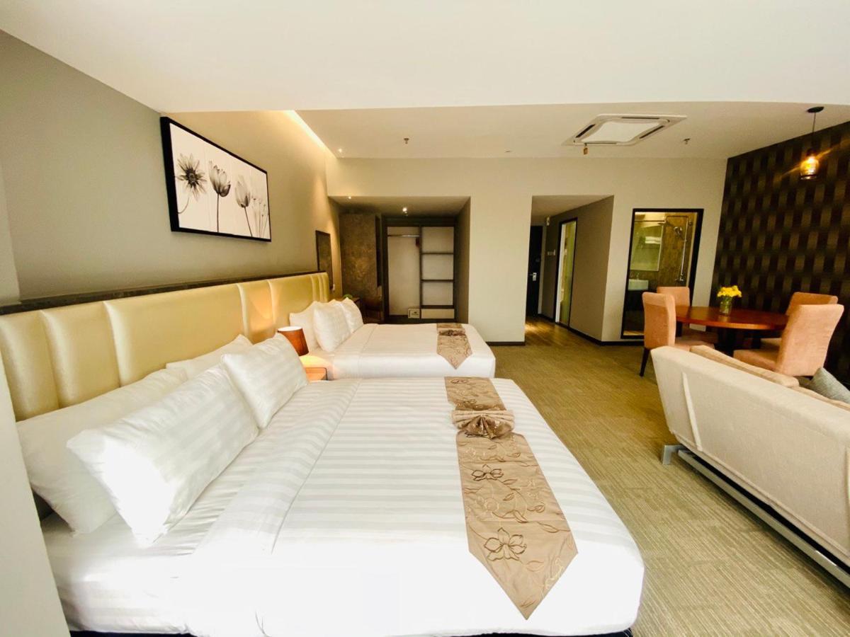 Glex Hotel Signature Johor Bahru Exterior foto