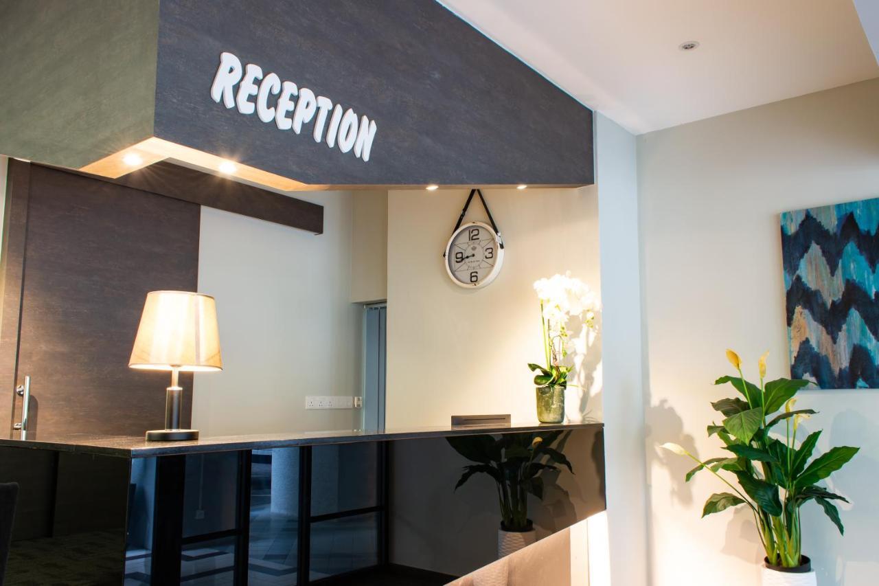 Glex Hotel Signature Johor Bahru Exterior foto